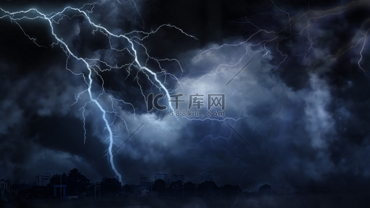 极端雷电天气雷阵雨乌云暴雨摄影图配图高清摄影大图-千库网